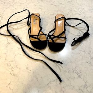 NWOB SheIn sandals with wrap around knee laces women size 8.5 sexy lit 🔥❤️🔥